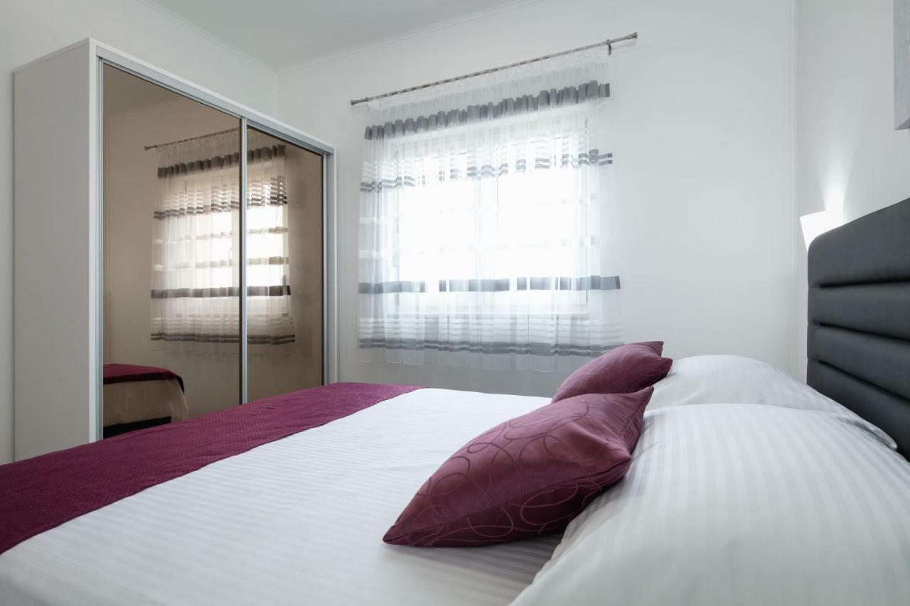Villa Apartments Kordic Kaštela Εξωτερικό φωτογραφία