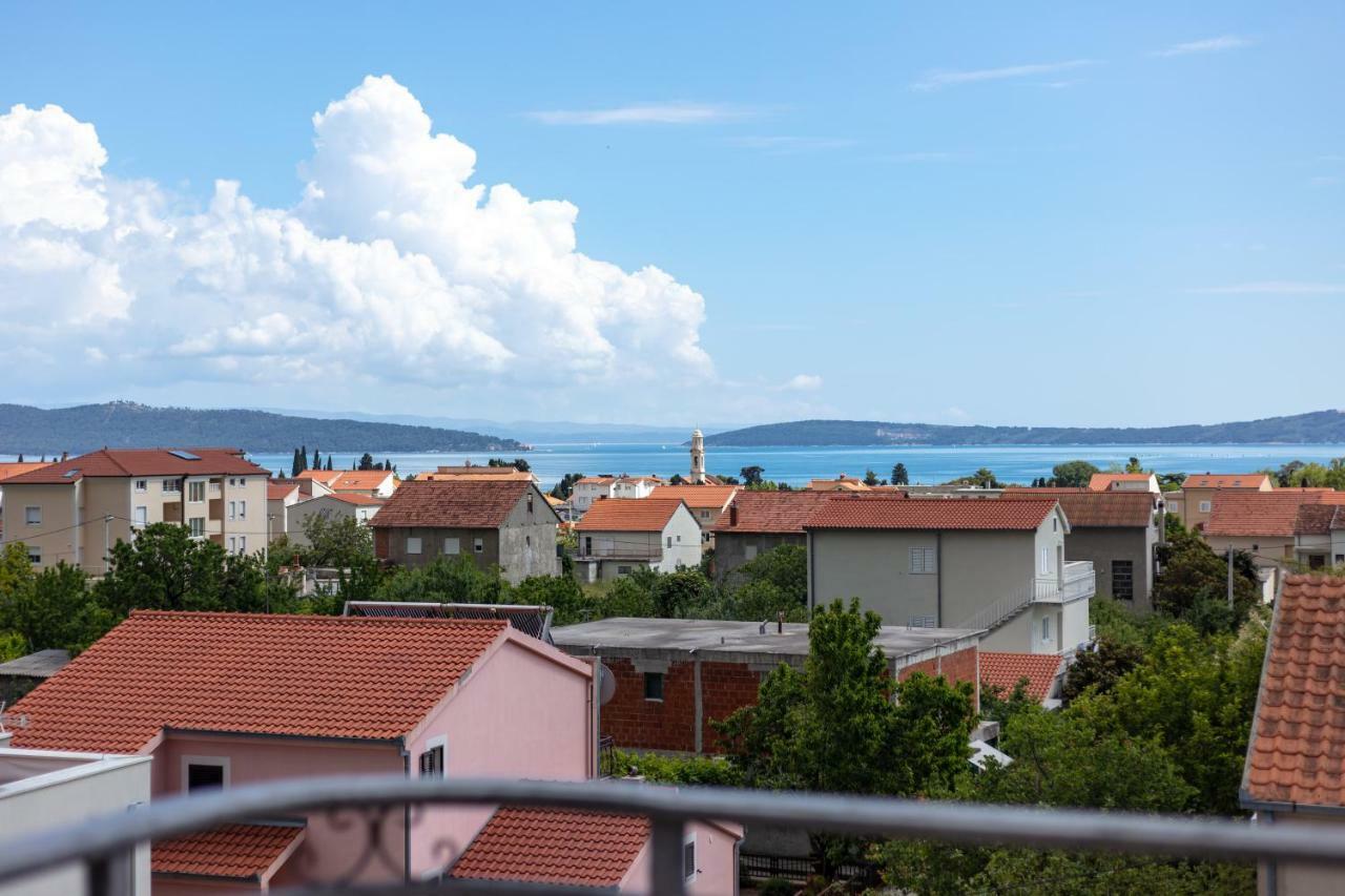 Villa Apartments Kordic Kaštela Εξωτερικό φωτογραφία