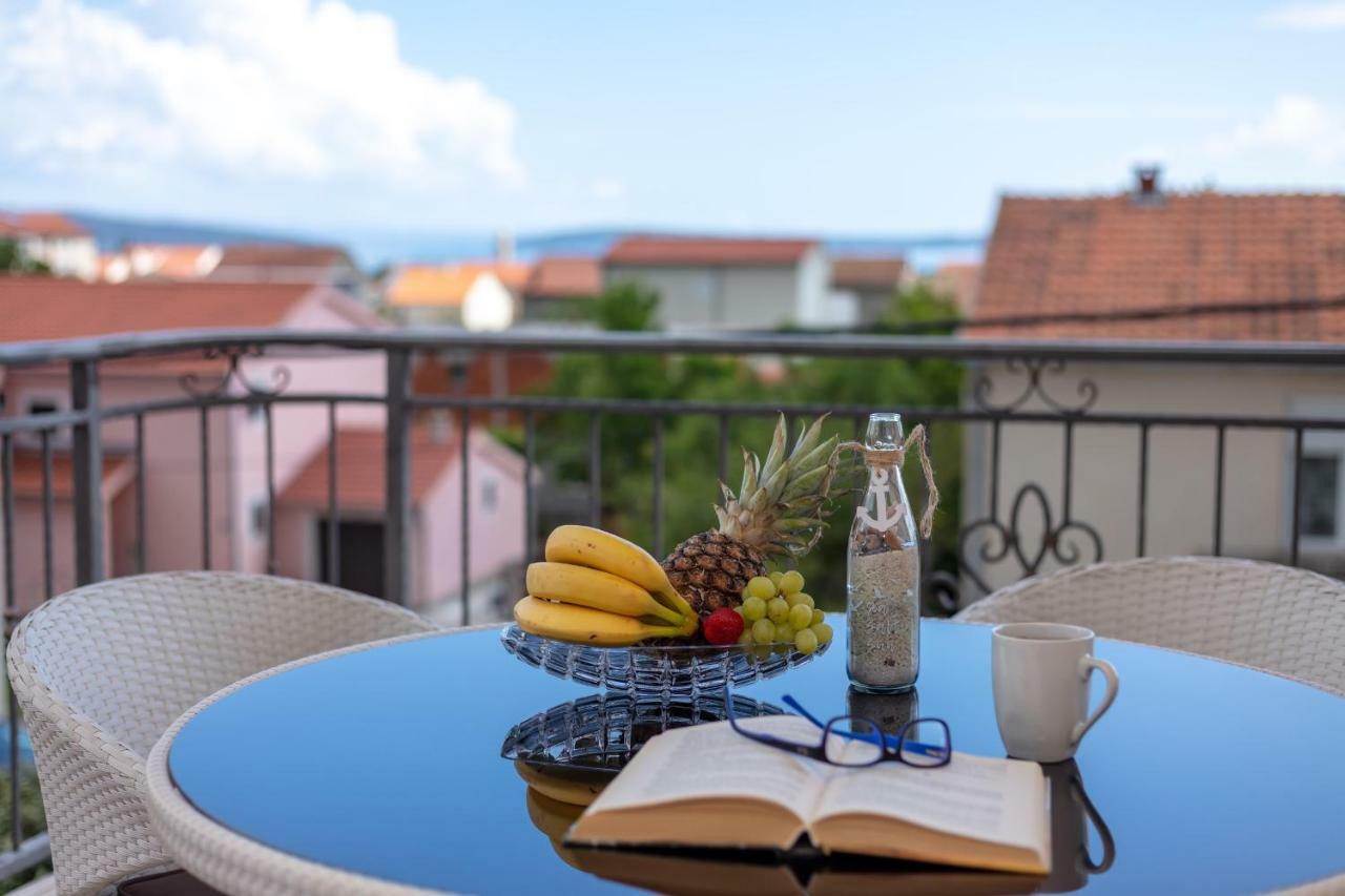 Villa Apartments Kordic Kaštela Εξωτερικό φωτογραφία