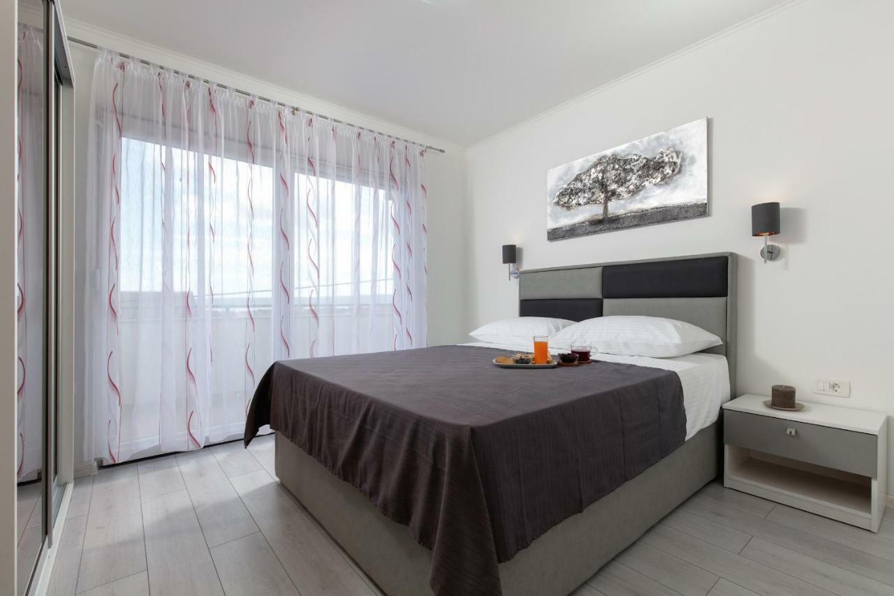 Villa Apartments Kordic Kaštela Εξωτερικό φωτογραφία
